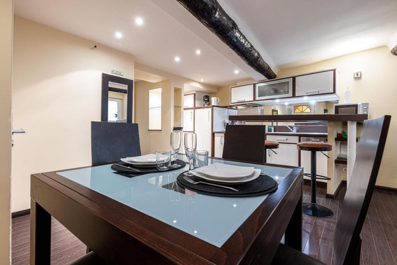 Atypical Cozy 1 Bdr Old Town Apartment Nice Bagian luar foto